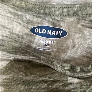 Old Navy Olive Crop Tee XXL